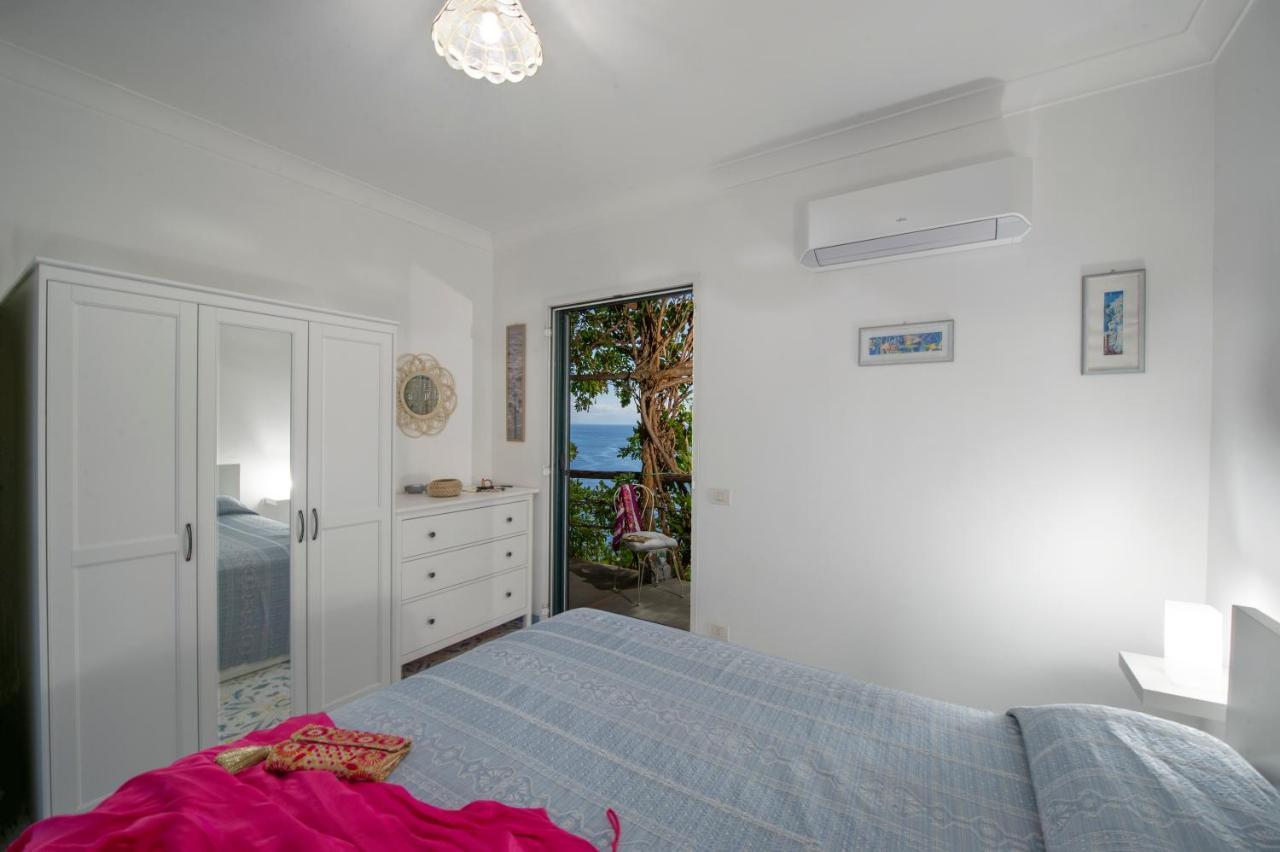 Sea Side Solandra Apartment Praiano Exterior photo